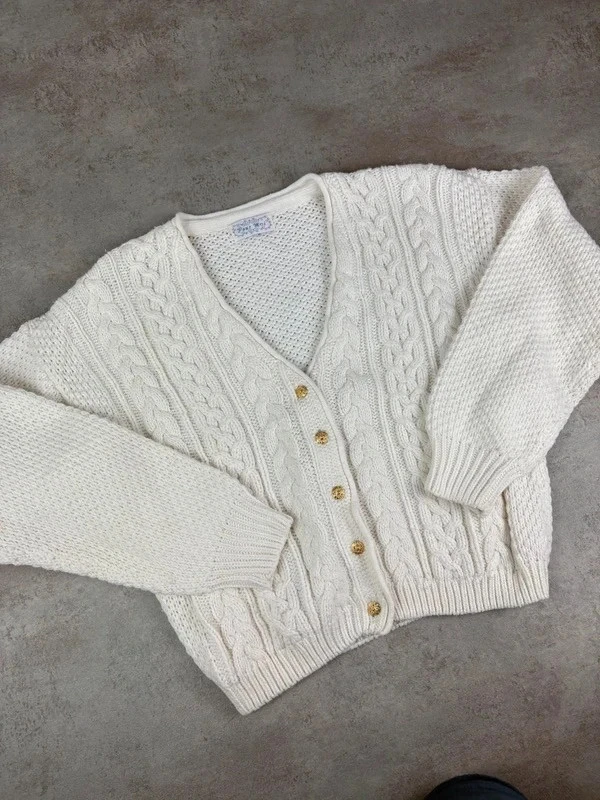 🌸 Cardigan/Gilet blanc avec boutons dorés Vintage Taille 40 🌸
